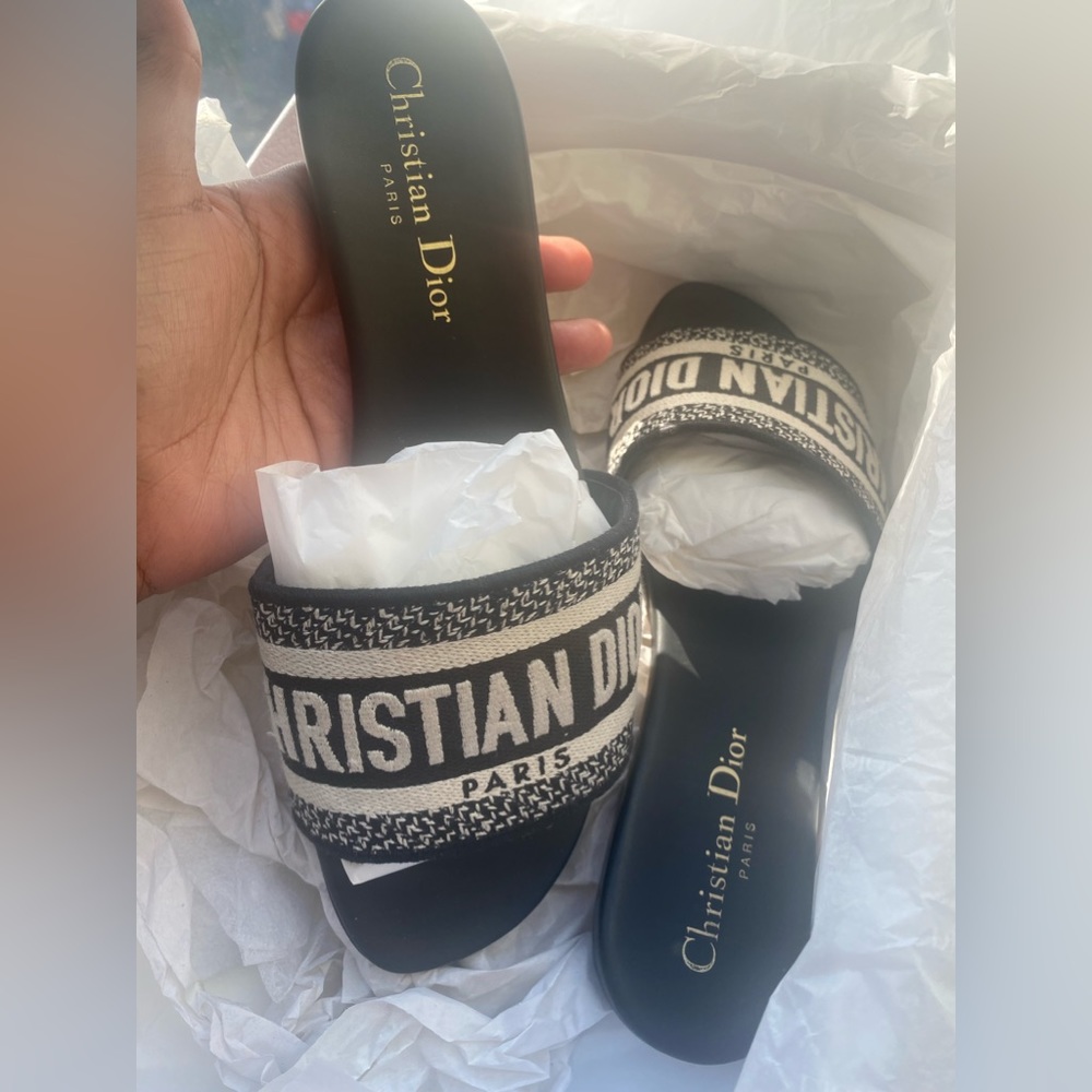 Christian door slides size 37 … 7 in women’s . Worn 4x